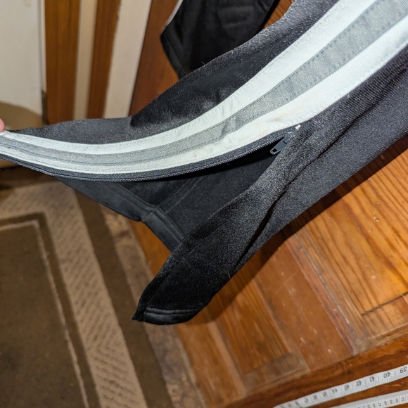 Black Relaxed Fit Sweatpants with Elastic Waistband - Picture 4 of 9